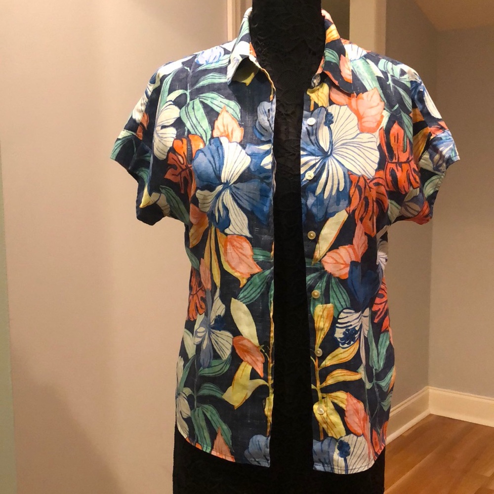 TOMMY BAHAMA Linen Tropical Floral Button-Down